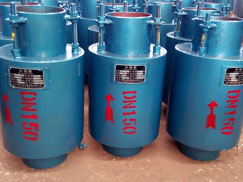 DN150直（zhí）埋補償（cháng）器（qì）